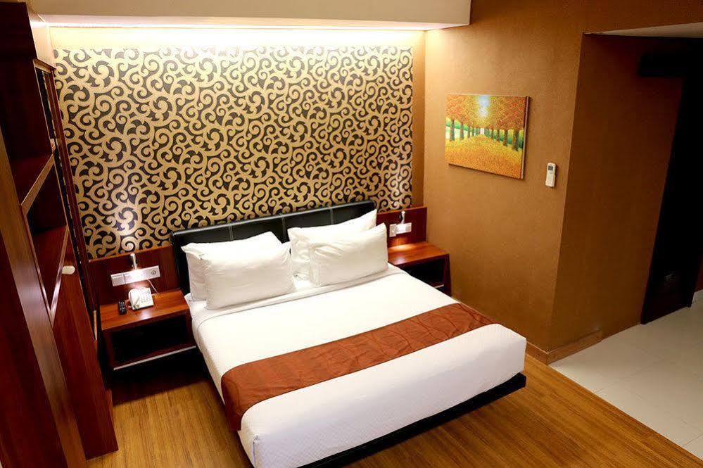 Citihub Hotel Джокякарта Екстериор снимка